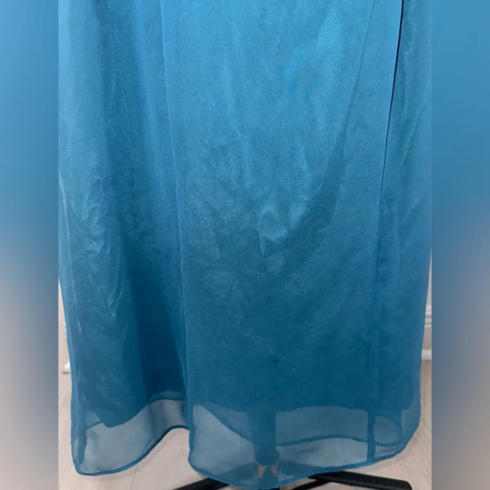 Jim Hjelm Occasions Elegant Teal One-Shoulder Dress
Size 10 - Picture 5 of 8